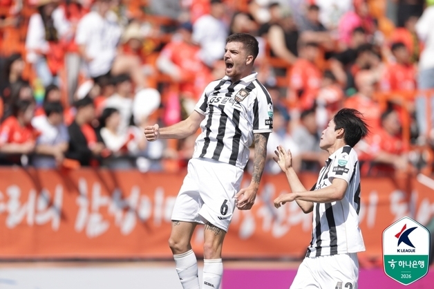 K리그1 선두 서울, 5년 만에 강원 원정 승리…2위 울산과 승점 8차