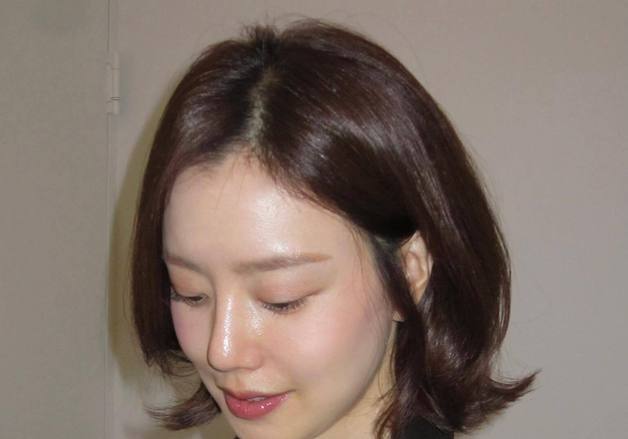 문채원, 6월 결혼 앞두고 더 물오른 미모…청순 비주얼 [N샷]