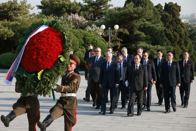 북러 '의회 교류'로 승전 기념…5월 김정은 방러 가능성 여전