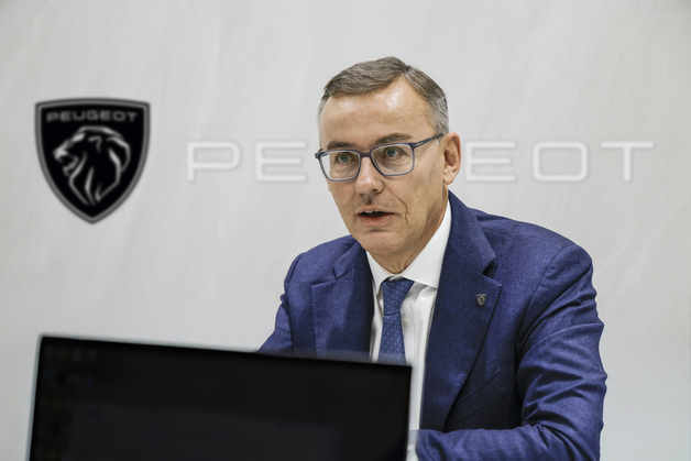 푸조 CEO "진입장벽 높은 한국…도로에서 푸조 더 많이 보이길"