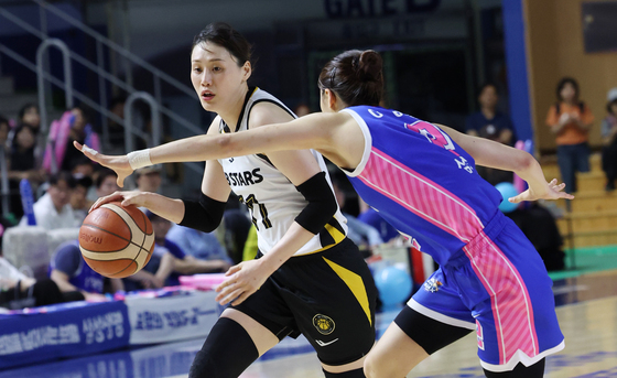 돌파하는 강이슬