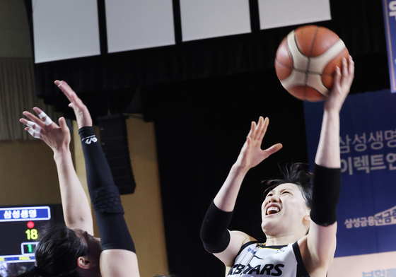 강이슬 '점프슛'