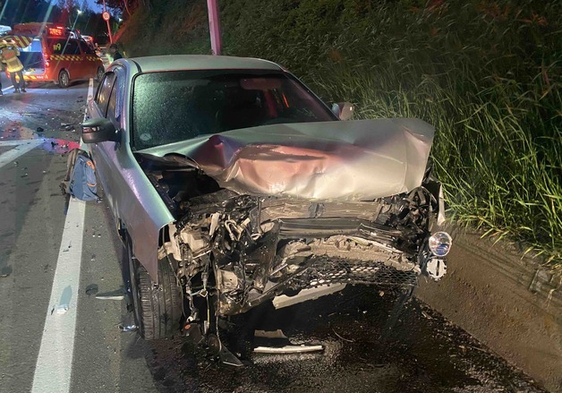 동해서 로체와 모닝 차량 충돌…70~80대 남녀 숨져