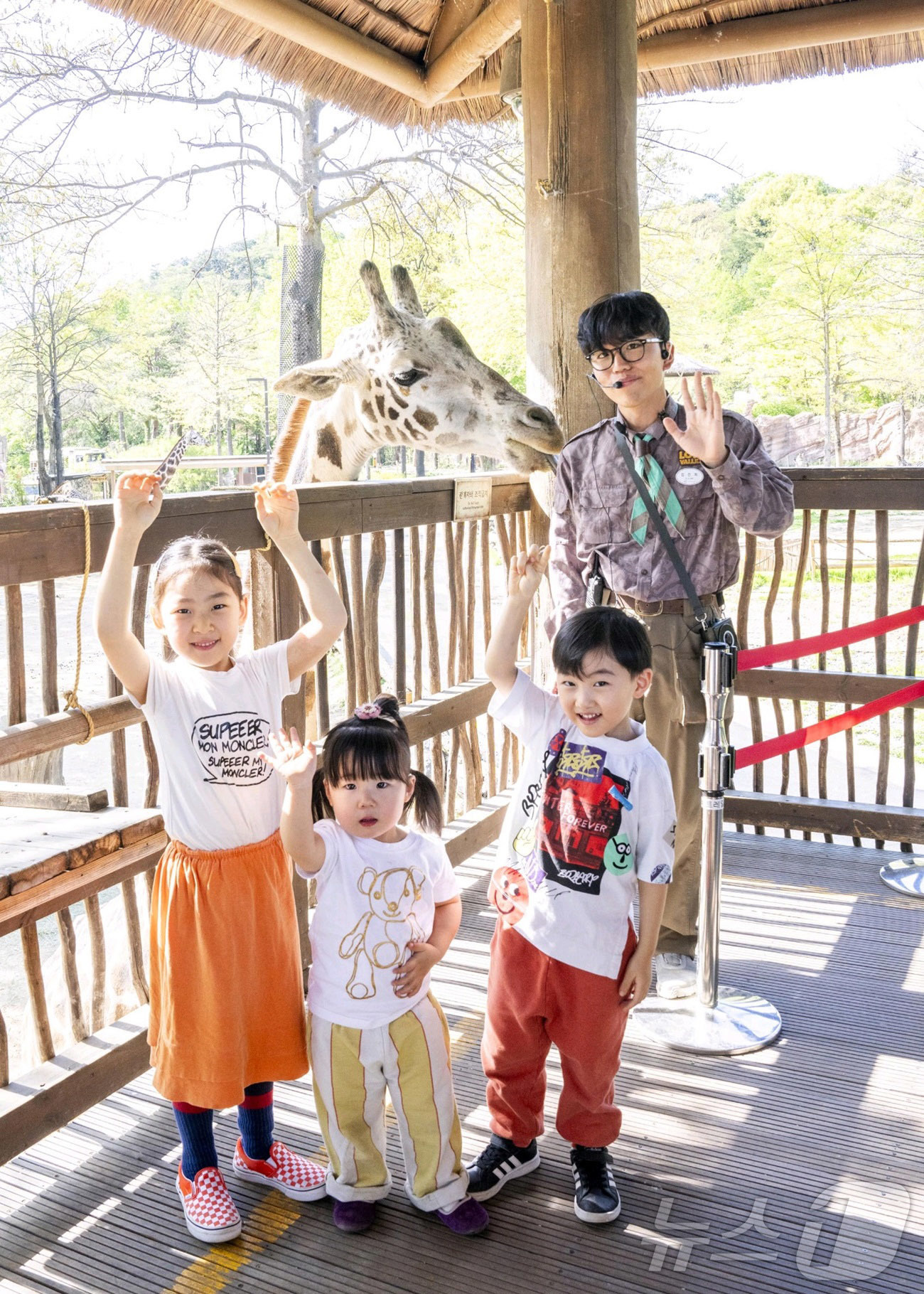 (서울=뉴스1) = 에버랜드가 가정의 달을 맞아 아이, 부모 등 가족들을 위한 특별 프로그램 '에버 키즈 클럽'을 5월 한 달간 운영한다고 27일 밝혔다. 사진은 에버랜드 '에버 …