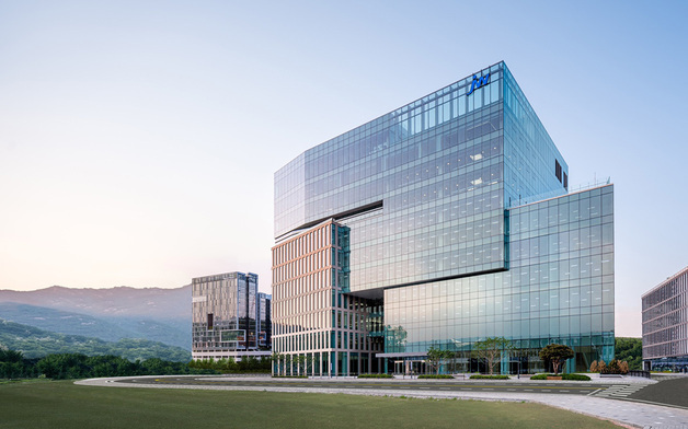 JW중외제약, 통풍약 '에파미뉴라드' 임상 3상 마지막 환자 투약 완료