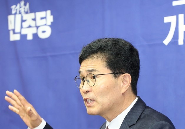 이원택 민주당 전북도지사 후보 "젊은 기업인 챙기고 규제 혁파"