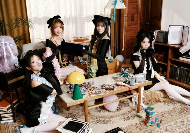 QWER "'고민중독' 등 큰 사랑 감사해…성적만 좇지 않겠다"