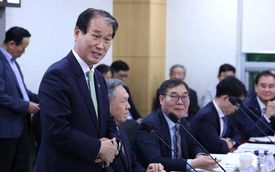 권오을 장관 '안중근 의사 유해발굴 봉환 논의'