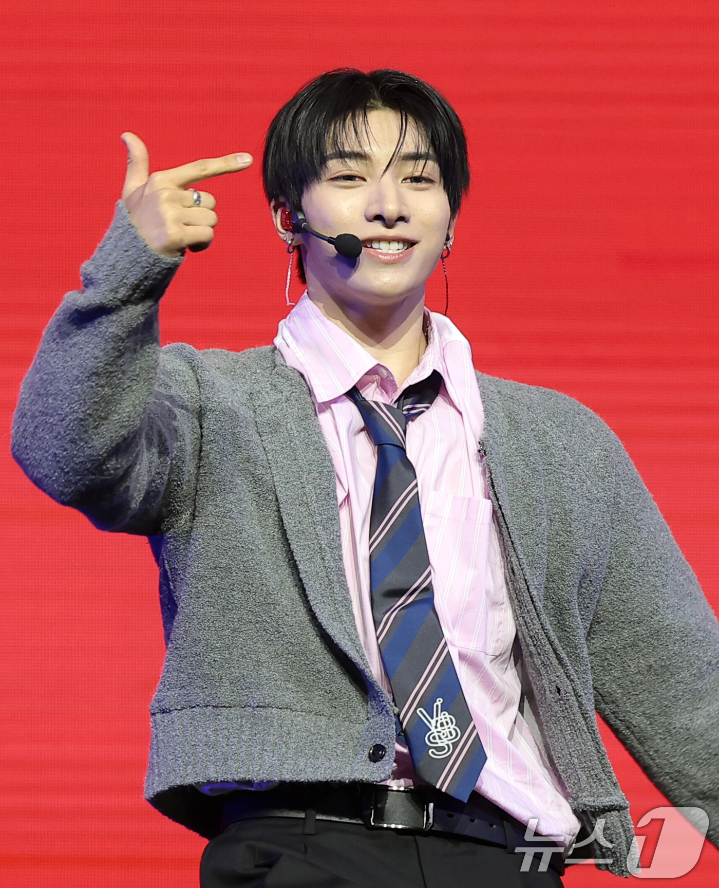 (서울=뉴스1) 권현진 기자 = 그룹 NEXZ(넥스지) 유우가 27일 서울 용산구 한남동 블루스퀘어에서 가진 싱글 2집 'Mmchk(음츠크)' 쇼케이스에서 수록곡 'HYPEMAN' …