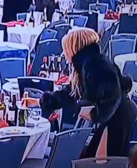 트럼프 만찬 총격 직후, 술병 챙겨 퇴장한 여성…'와인 게이트'? 