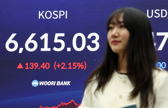 코스피 사상 첫 6600선 안착