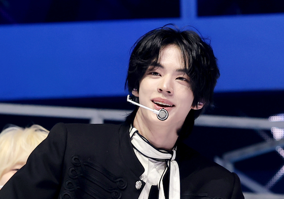 투어스 도훈, 로맨틱한 미소