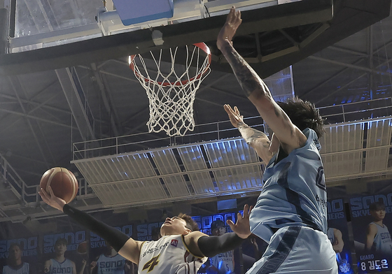 양홍석 '골밑 승부'