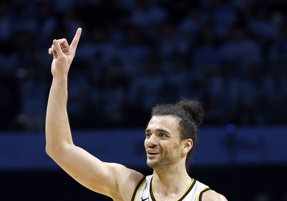 마레이 '한 개 남았어'