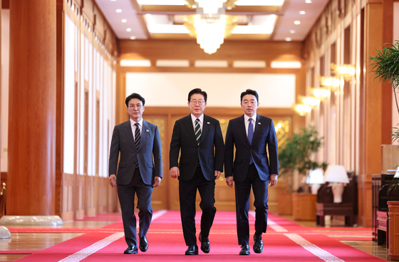 이재명 대통령, 국무회의 참석