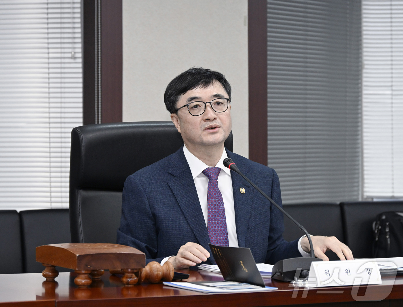 (서울=뉴스1) = 임기근 기획예산처 차관이 28일 오전 서울 종로구 한국무역보험공사에서 열린 '제188차 복권위원회 전체회의'에서 모두발언을 하고 있다. (기획예산처 제공. 재판 …