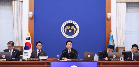 정부 "나프타 한 달 내 수급 안정화…5월에 평시 대비 90% 수준 회복"(종합)