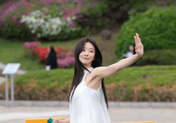 이주빈, 봄햇살 미소