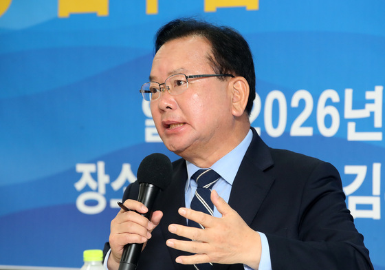 대구 선거전 본격화…김부겸 청년 표심 공략·추경호 보수 결집 총력