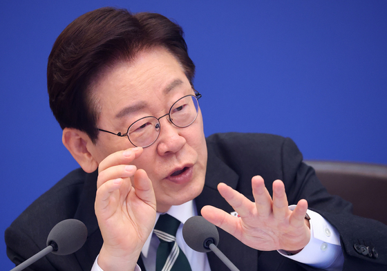 국무회의 발언하는 이재명 대통령