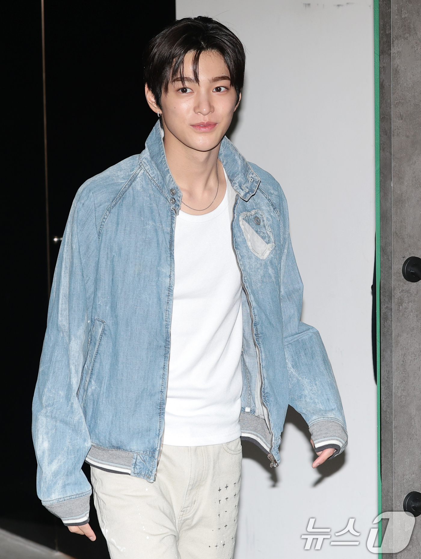 (서울=뉴스1) 권현진 기자 = 그룹 코르티스(CORTIS) 건호가 28일 오후 서울 성동구 AE 성수에서 열린 숙박 공유 플랫폼 에어비앤비 체험 론칭 기념 행사에 참석하고 있다. …