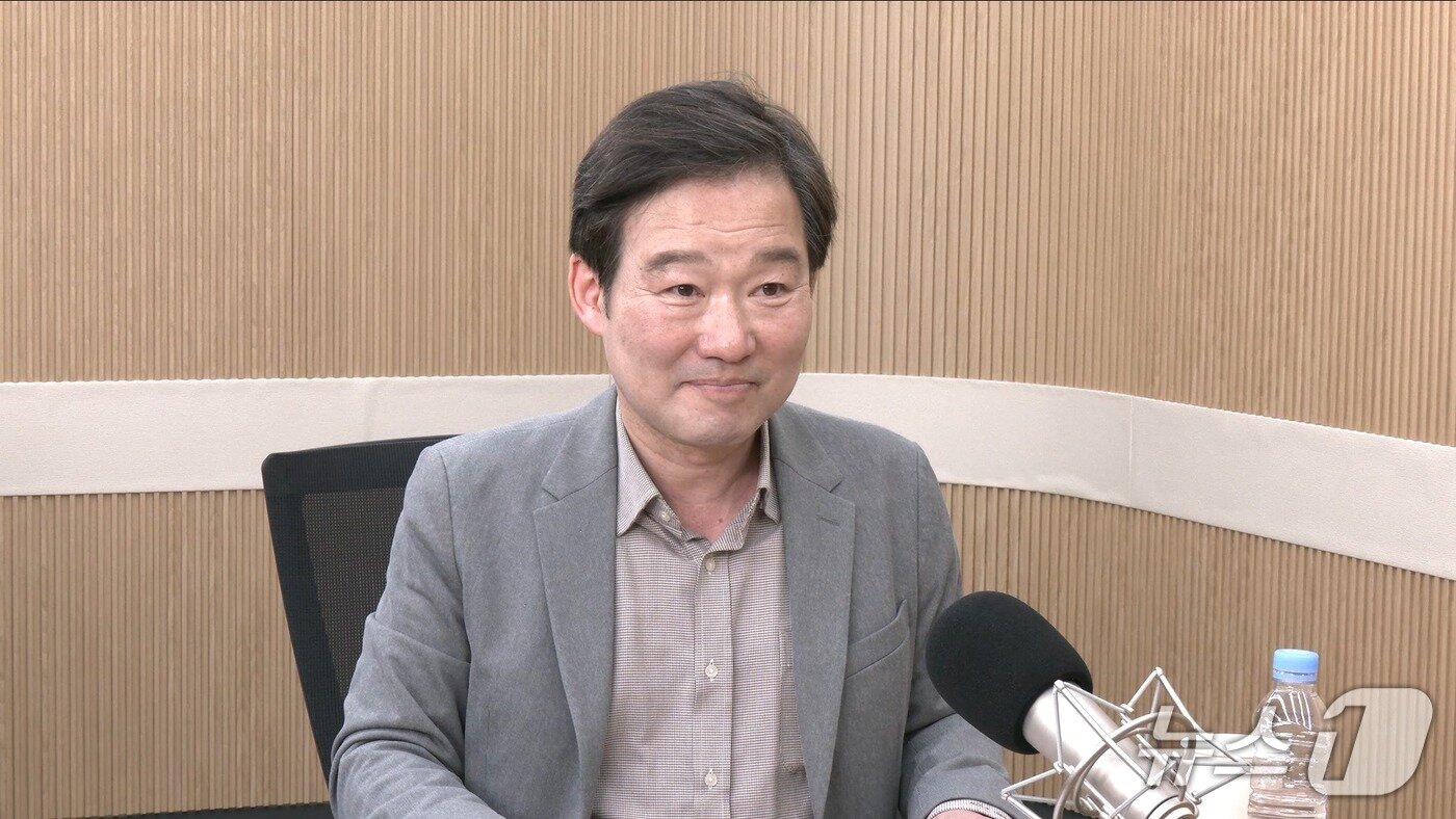 본문 이미지 - 뉴스1TV '팩트앤뷰'에 출연한 신지호 전 국민의힘 의원. 2026.4.28./뉴스1