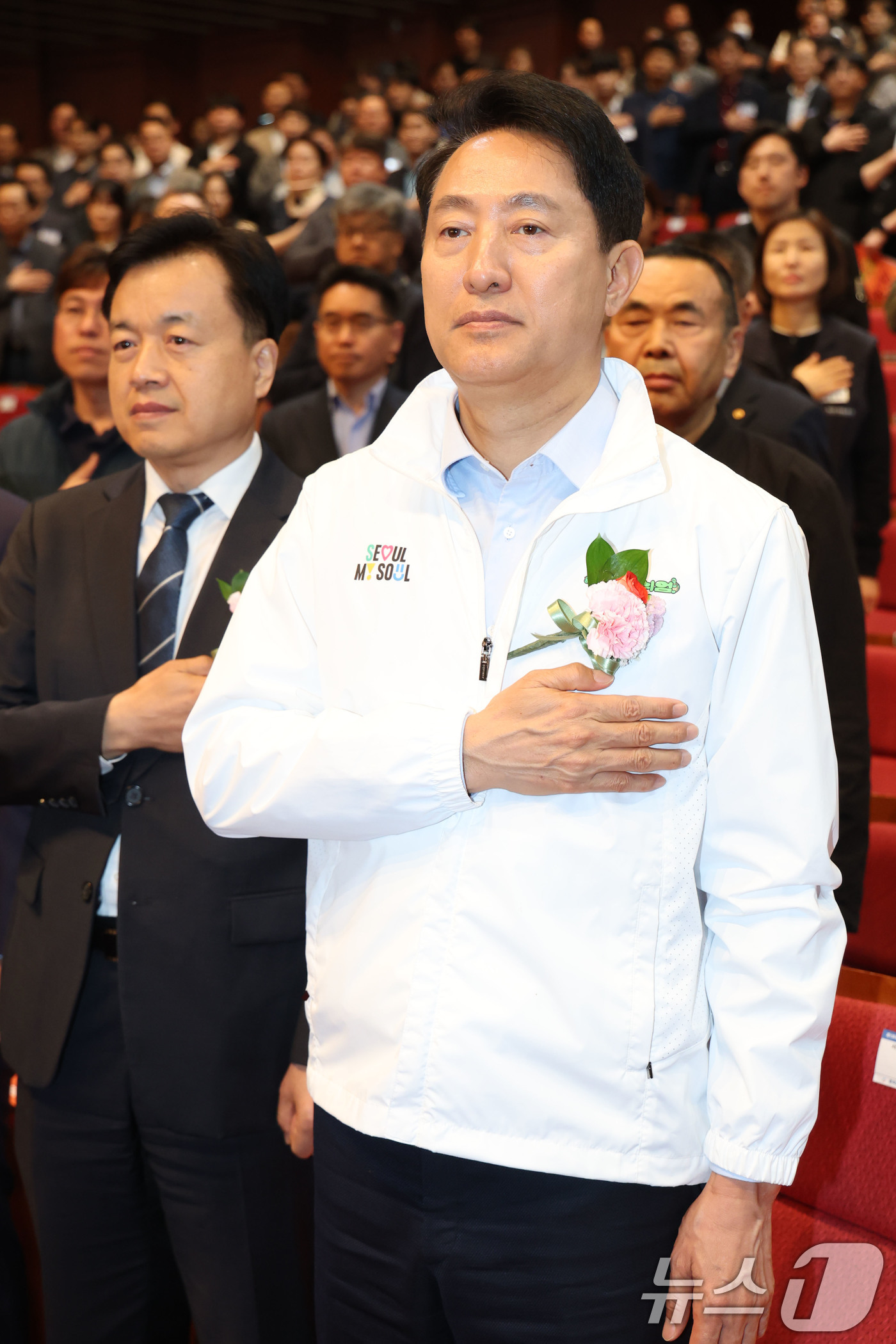 (서울=뉴스1) 이광호 기자 = 오세훈 국민의힘 서울시장 후보가 28일 오후 서울 영등포아트홀에서 열린 한국노총 서울지역본부 제136주년 세계노동절 기념식 및 서울지역 노동문화제에 …