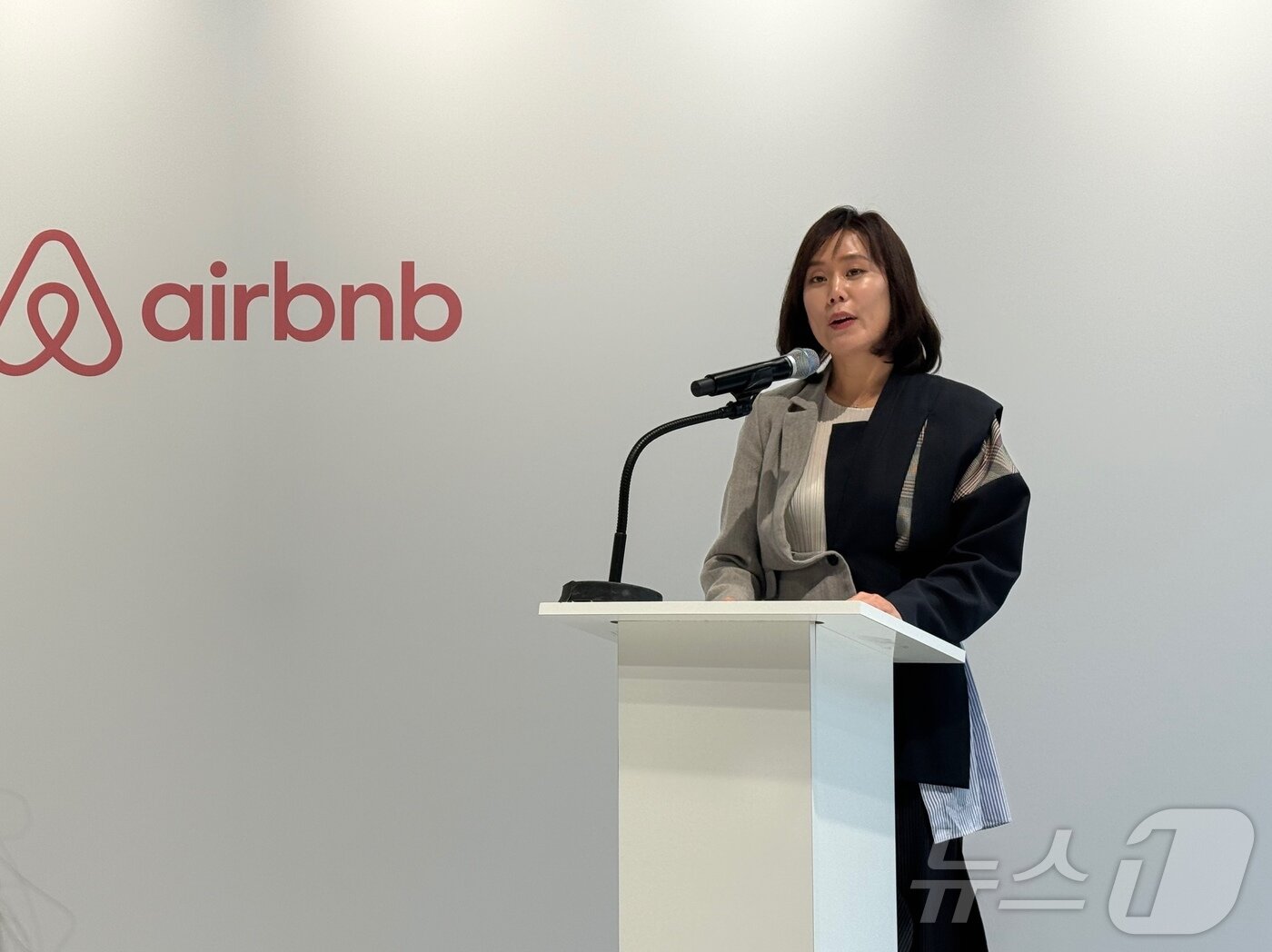 본문 이미지 - 서가연 에어비앤비 코리아 컨트리 매니저 ⓒ 뉴스1 윤슬빈 관광전문기자