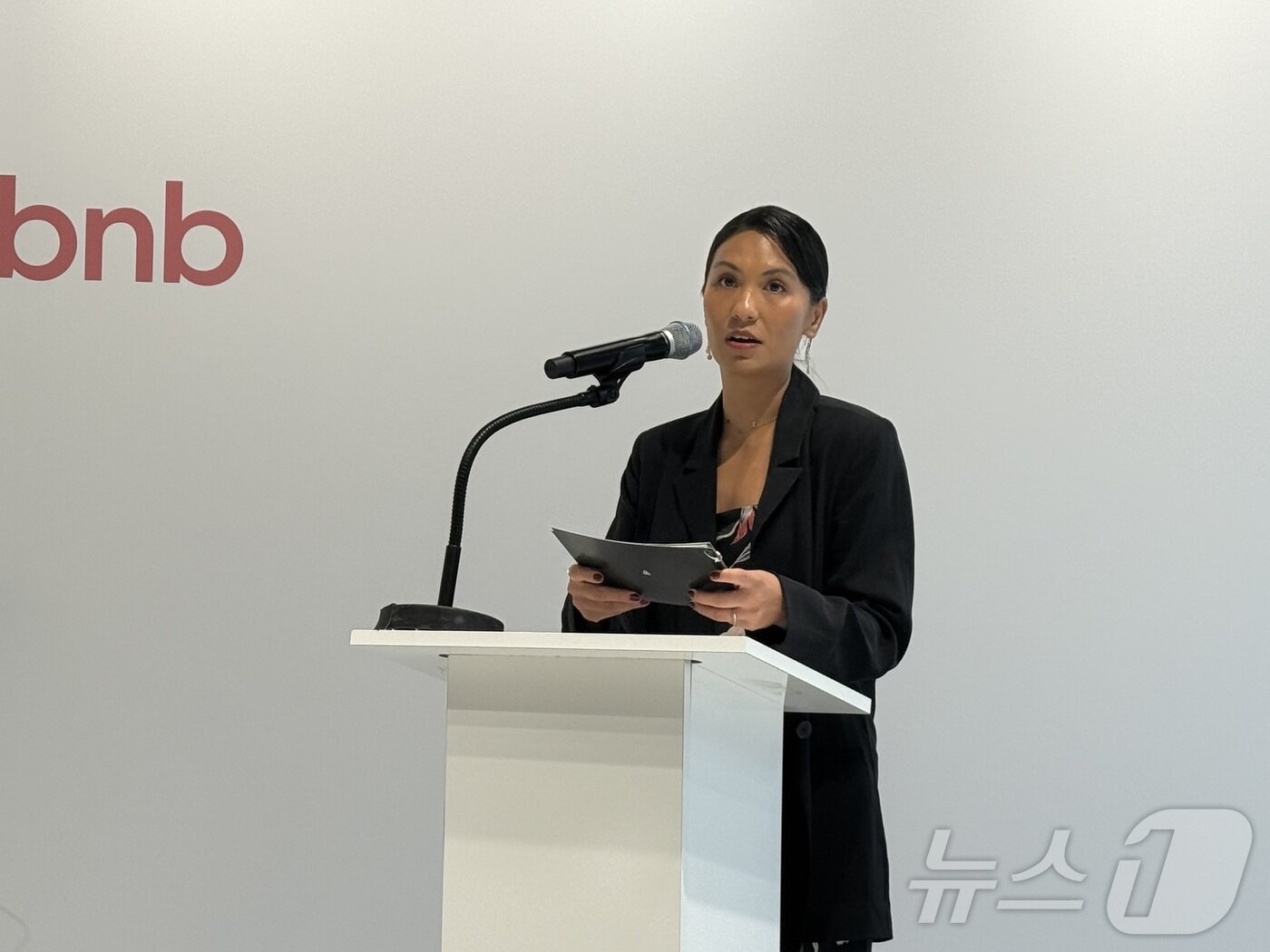 본문 이미지 - 샤론 챈 에어비앤비 아태지역 커뮤니케이션 총괄 ⓒ 뉴스1 윤슬빈 관광전문기자