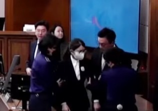 김승원 "조희대 '서면 제청'…김건희 10월 구속 만료 석방 가능성"
