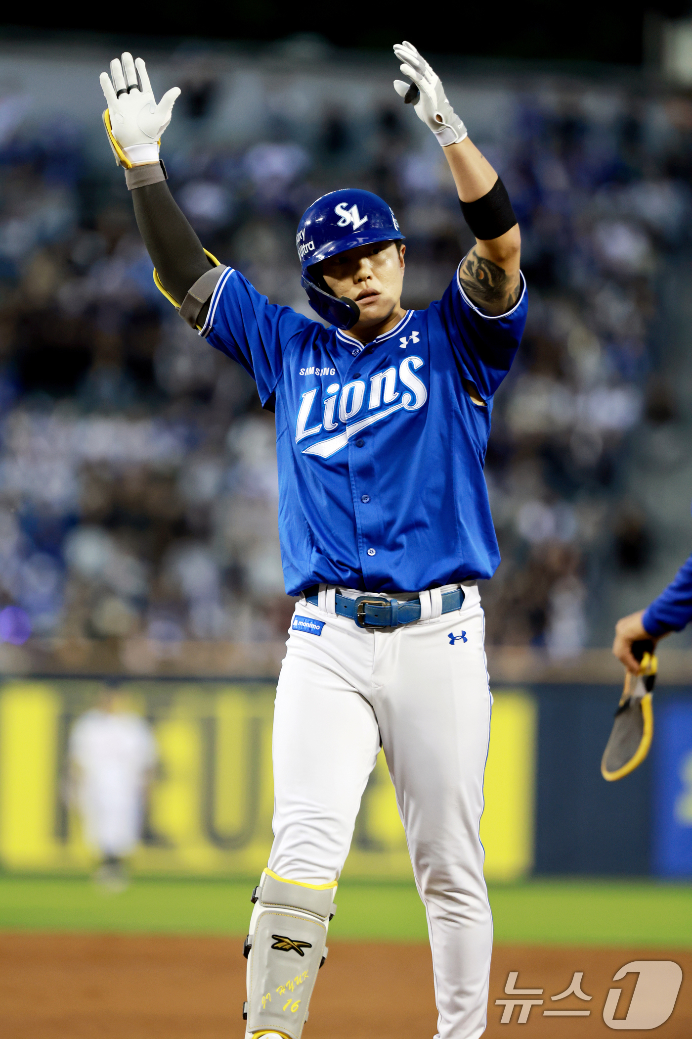 (서울=뉴스1) 이호윤 기자 = 28일 서울 송파구 잠실야구장에서 열린 '2026 신한 SOL KBO리그' 삼성 라이온즈와 두산 베어스의 경기, 4회초 1사 3루 상황에서 삼성 류 …