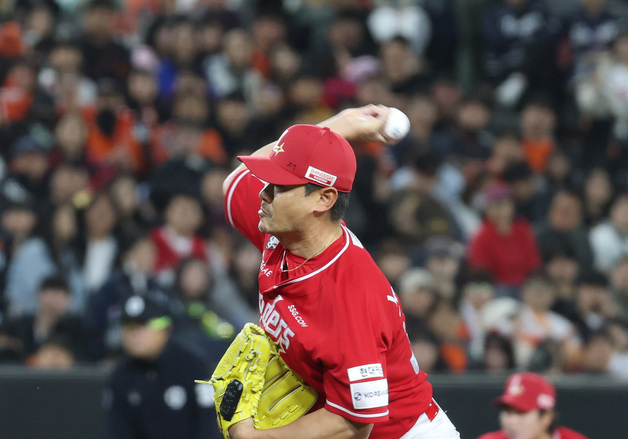 노장 투혼 투구 노경은