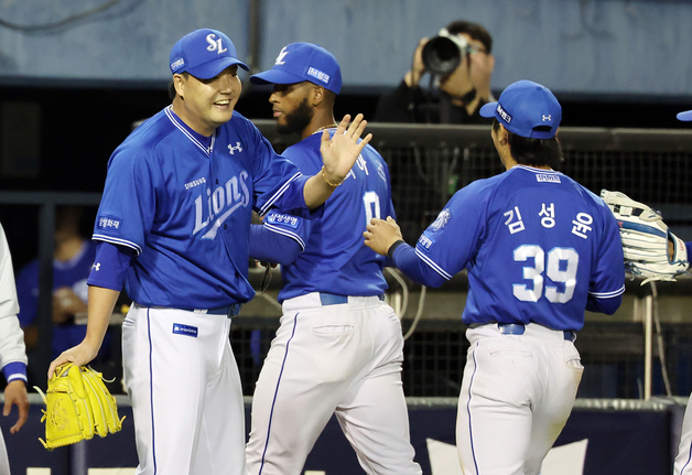 김태훈, 성윤아 호수비 고마워!