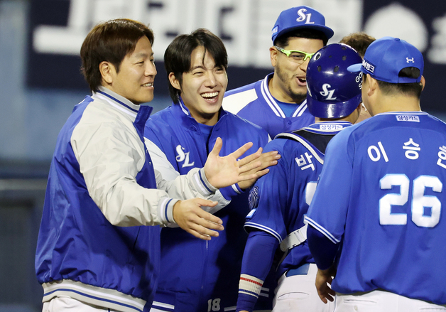 원태인, 이제는 웃을 수 있어