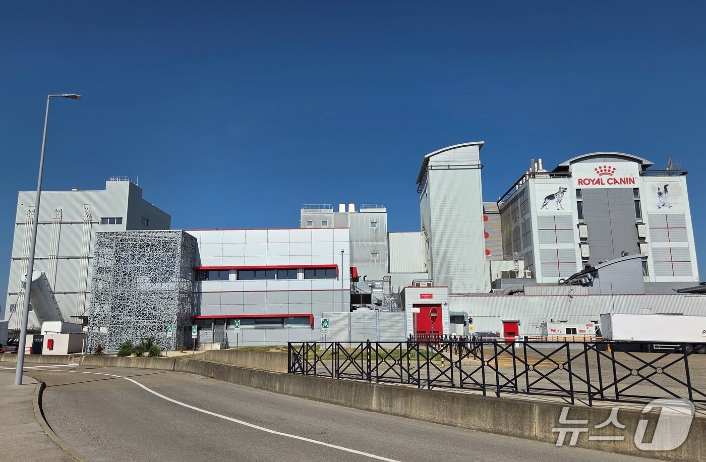 본문 이미지 - 프랑스 로얄캐닌 펫센터 전경 ⓒ 뉴스1