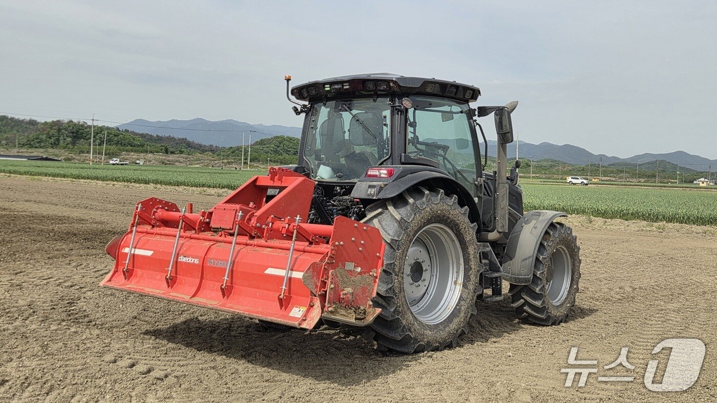 본문 이미지 - HX 시리즈 HX 1400 AI 시연 2026.4.28 뉴스1 ⓒ News1 김민석 기자