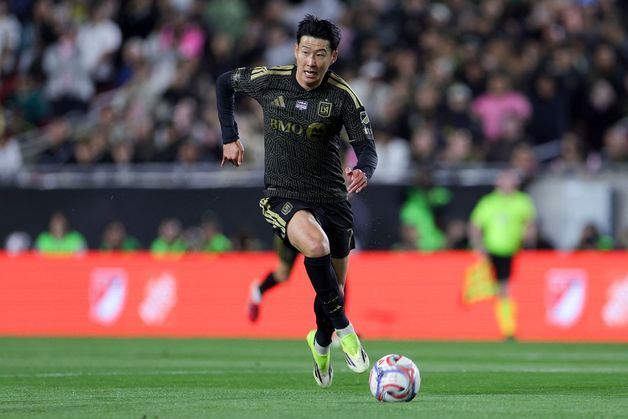 '특급 도우미' 손흥민 2도움…LA FC, 안방서 멕시코 톨루카 2-1 제압