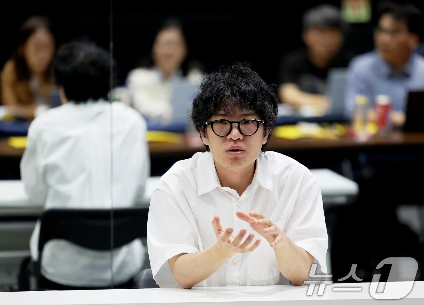 (서울=뉴스1) 조연우 인턴기자 = 박다울 음악감독이 28일 서울 용산구 노들섬 서울시발레단 스튜디오에서 내달 초연을 앞둔 창작 발레 '대나무 숲에서'(In the Bamboo F …