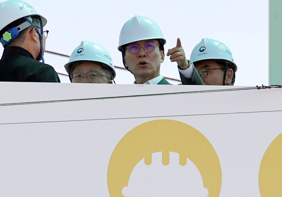 김민석 총리, 남양주 왕숙지구 주택공급 현장점검