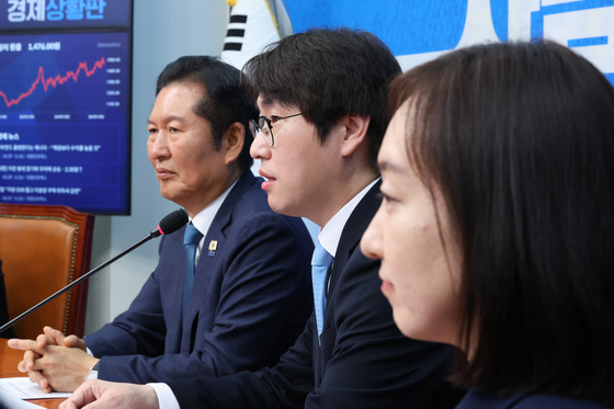 인사말하는 하정우 전 청와대 AI수석