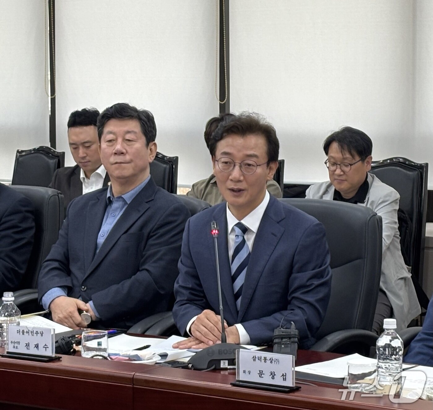 본문 이미지 - 29일 부산상공인과의 간담회에서 모두발언하는 전재수 부산시장 후보 2026.4.29/뉴스1 홍윤 기자