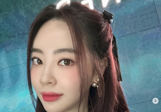 '룸살롱 접대' 연루 의혹 양정원 "3살 아기 홀로 키워…배려해달라"