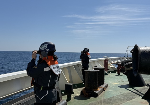 '독도 북동방 해상 추락' 선원 수색 3일 차…한·일 합동 수색 총력