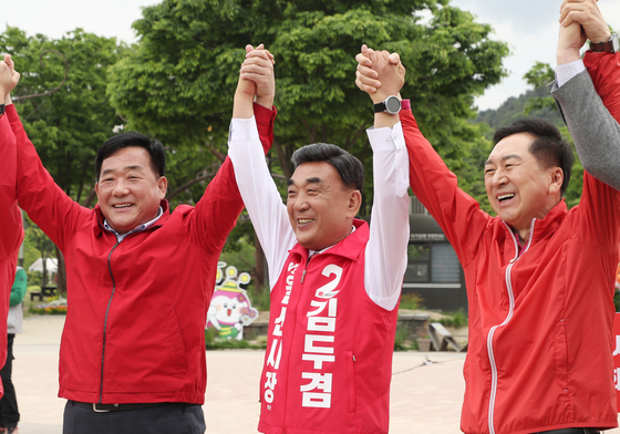 '재선 승리' 다짐하는 김두겸 울산시장