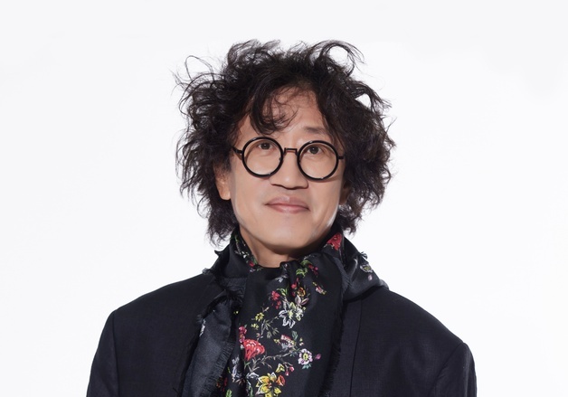 '마법의 성' 김광진, 11년 만에 프로야구 시구