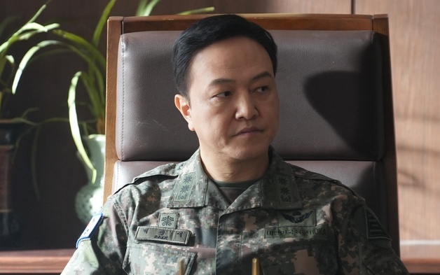 '취사병' 정웅인부터 안길강까지…엘리트 리더 라인의 카리스마 [N컷]