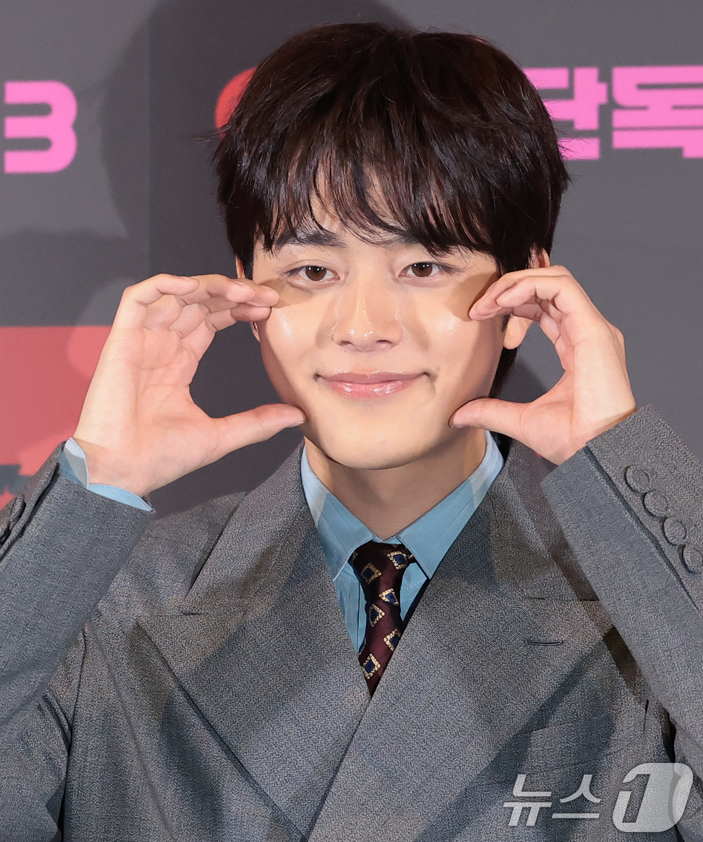 (서울=뉴스1) 권현진 기자 = 배우 유선호가 29일 서울 용산구 CGV용산아이파크몰에서 열린 영화 '교생실습'(감독 김민하) 언론시사회에 참석해 포즈를 취하고 있다.'교생실습'은 …