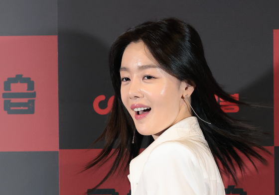 한선화, 예쁨 흩날리며