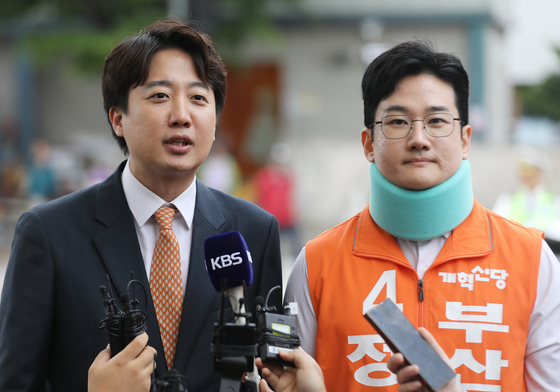 이준석 "박형준 정치의 품격…전재수 부조리에 끝내 침묵"