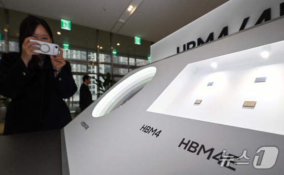 삼성전자, 오늘 10시 1Q 확정 실적 발표…반도체 얼마나 벌었나